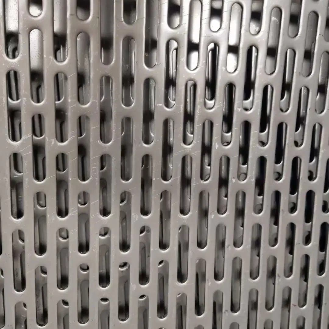 Les feuilles en métal perforé en aluminium perforé Fabricants/ tranchées perforées en acier inoxydable