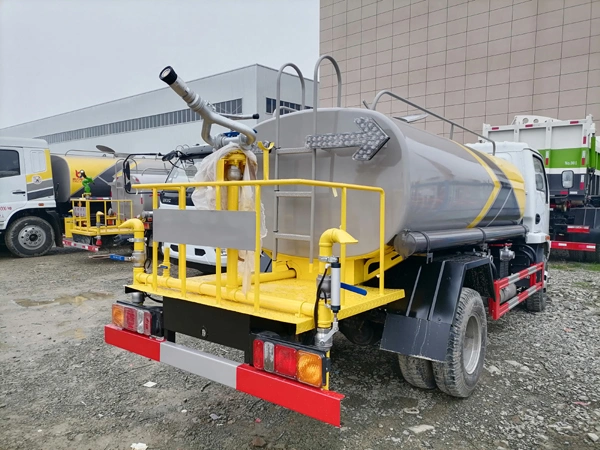 New Model 3 Ton Water Tanker Truck