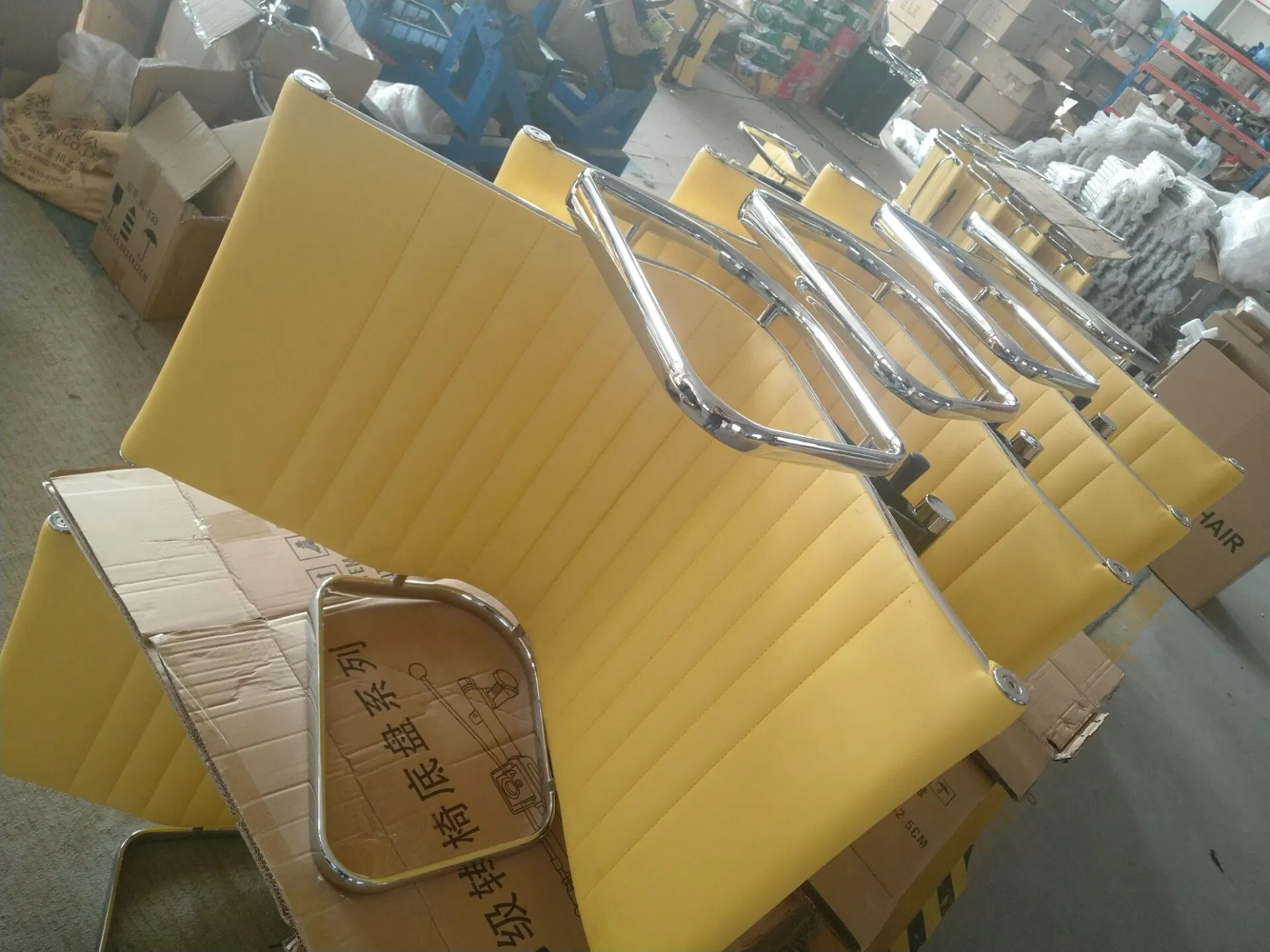 Ribbed MID Back Aluminum Alloy Frame Office Chair in Yellow Color Leather