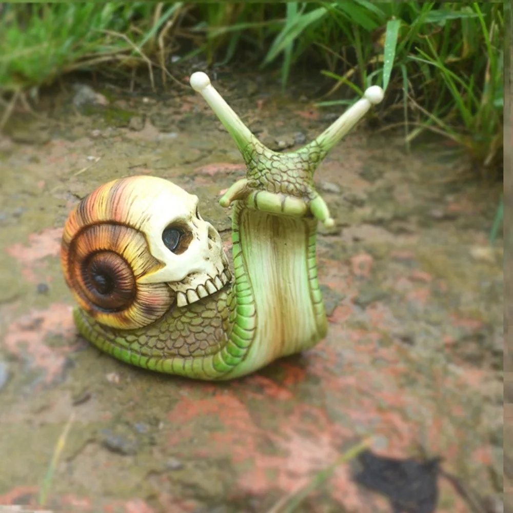 Skull Snail Art Gothic Garden Home Decor Resin Crafts Ci22781