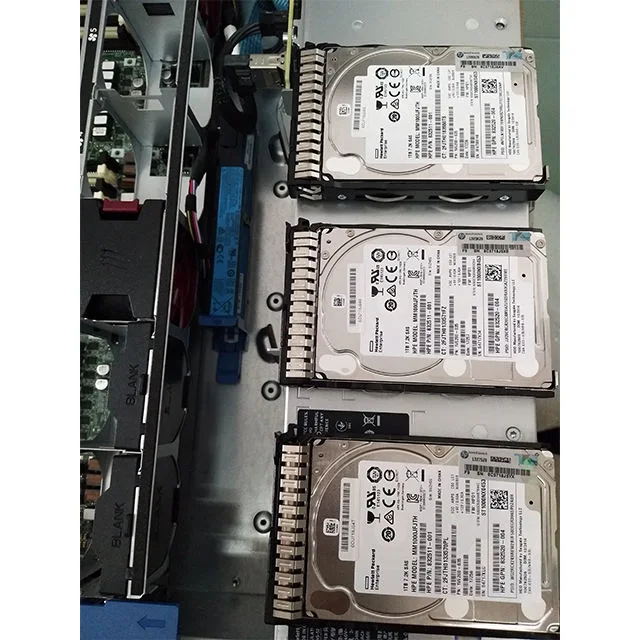 قرص صلب SSD لرف الخادم 800 جيجابايت SATA 2.5 7.2K 12 جيجابايت في الثانية