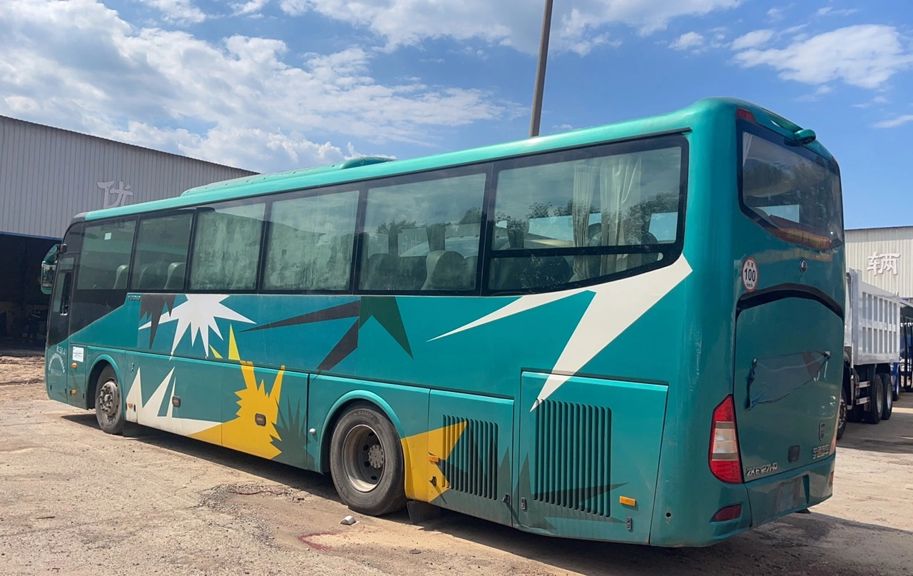 Bus Yutong Bus de segunda mano en venta en África se utilizan los autobuses y autocares, Modelo Zk6107, 35 plazas del pasajero