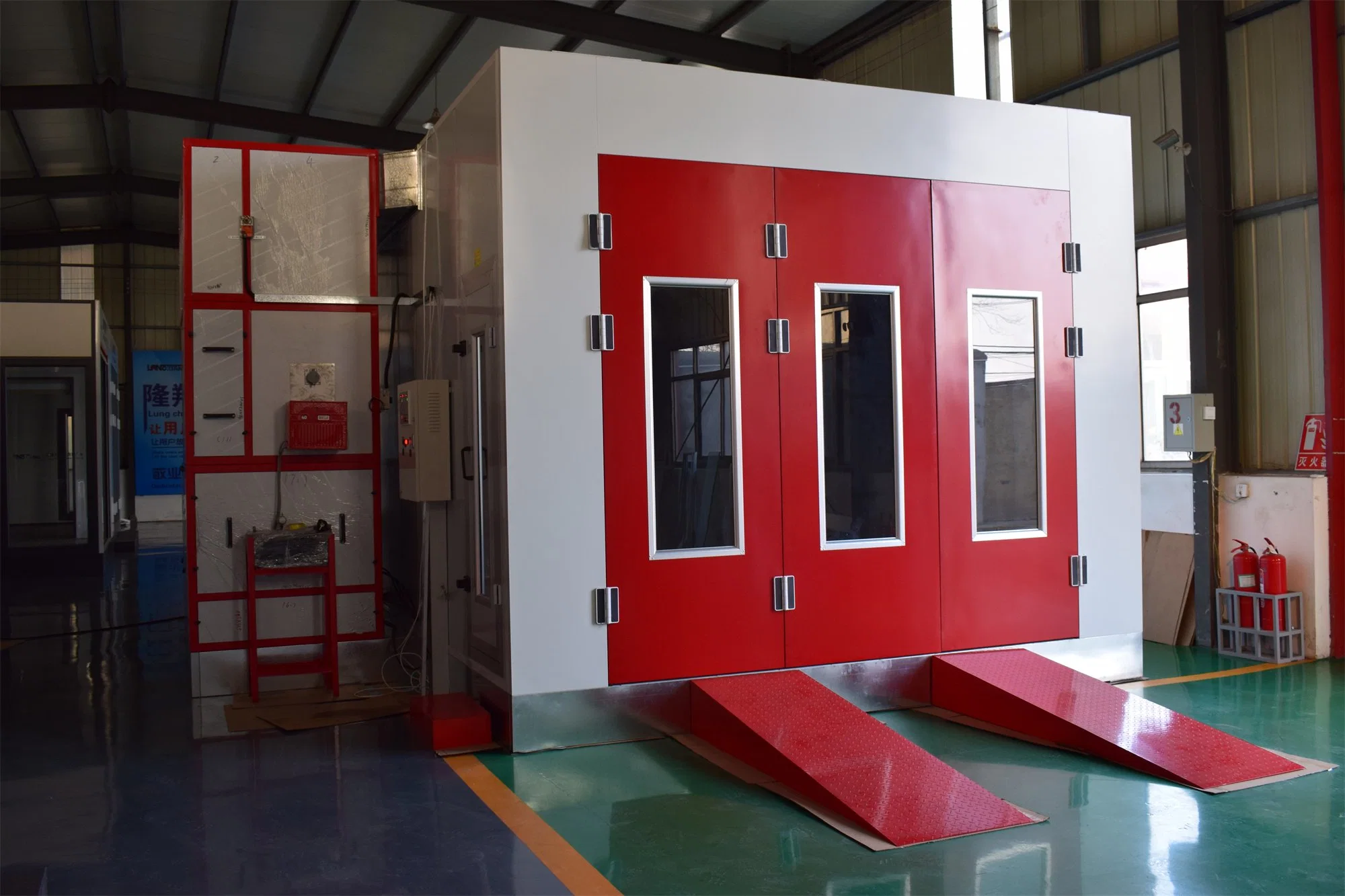 Good Quality Spray Paint Booth Cheap Price Painting Room Paint Booth Price Car Bake Equipment Paint Chamber Automotive Spray Booths