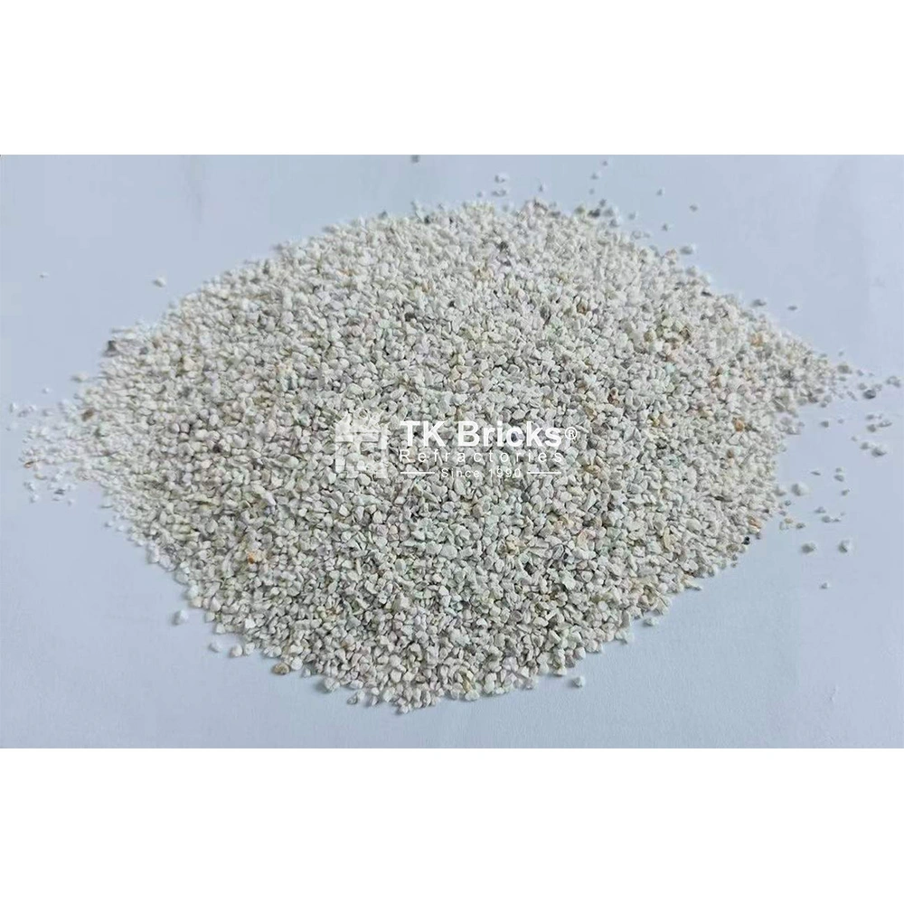 China Manufacturer Refractory Fireclay Castable High Temperature Resistant Castable Refractory Cement