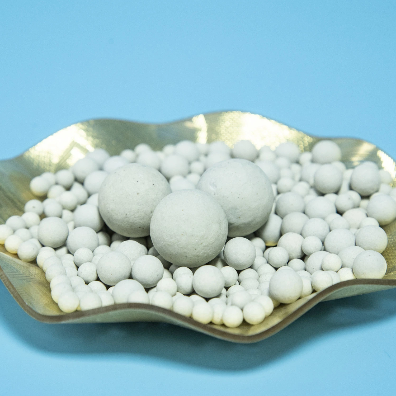 OEM Wear Resistant Support Media Grinding Zirconia Microporous Ceramic Balls