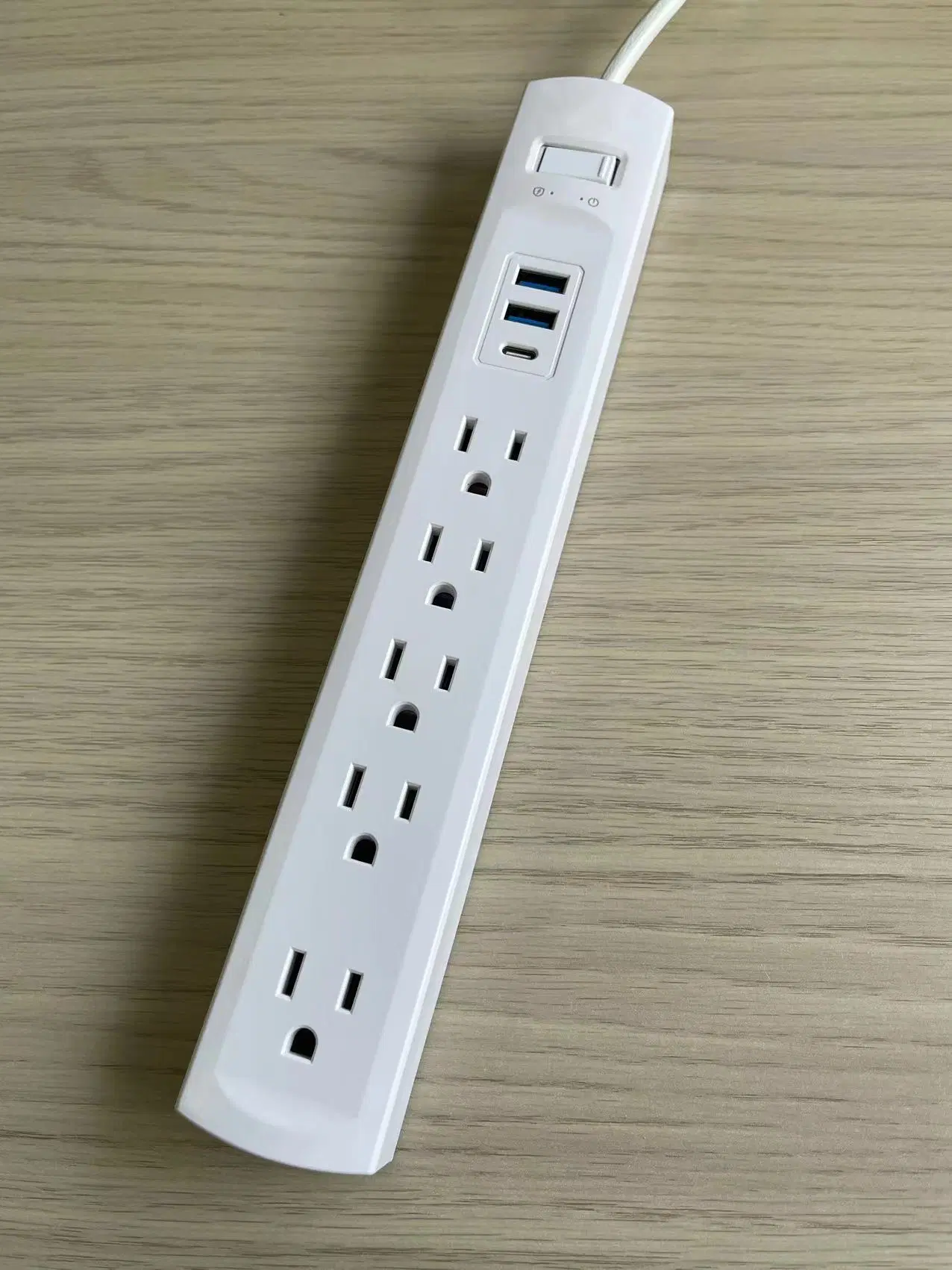 Novo protector contra sobretensão de 5 tomadas com Power Strip 2USB-a e 1USB-C Carregador