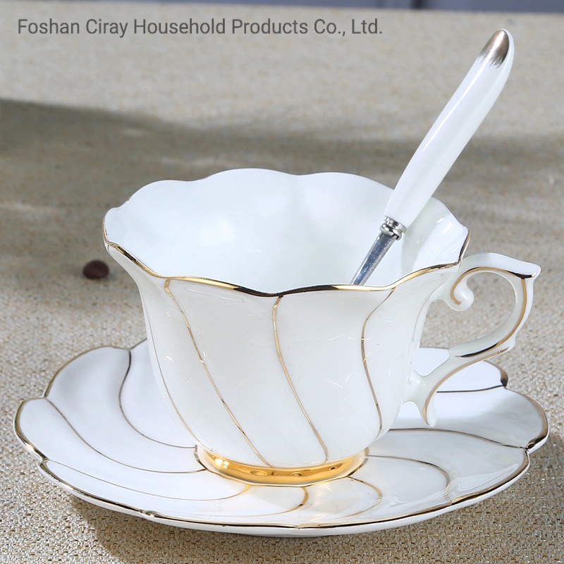 Handmade Gold Porcelain Coffee Cup European Tea Cup with Saucer Spoon Bone China Cup