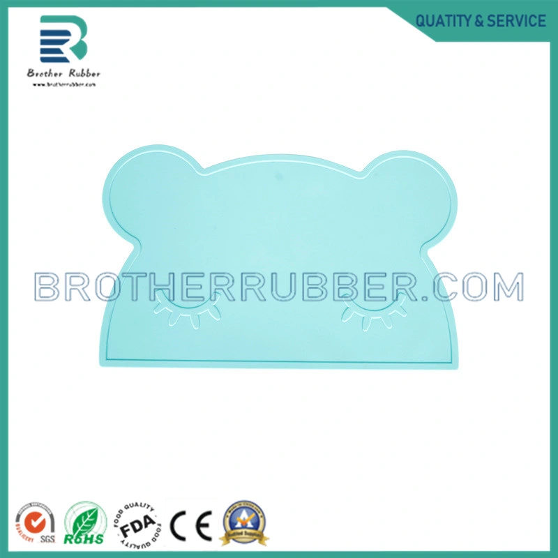 الدب بلاسمات الأطفال المحمولة′ S Lunch Mat Silicone المقاوم للماء وغير المنزلق المشيمة