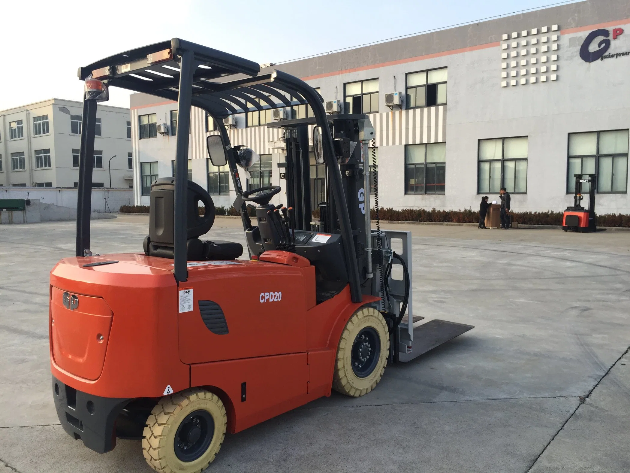 2 Ton Electric Forklift with American Curtis Controller and DC Drive Motor (CPD20)