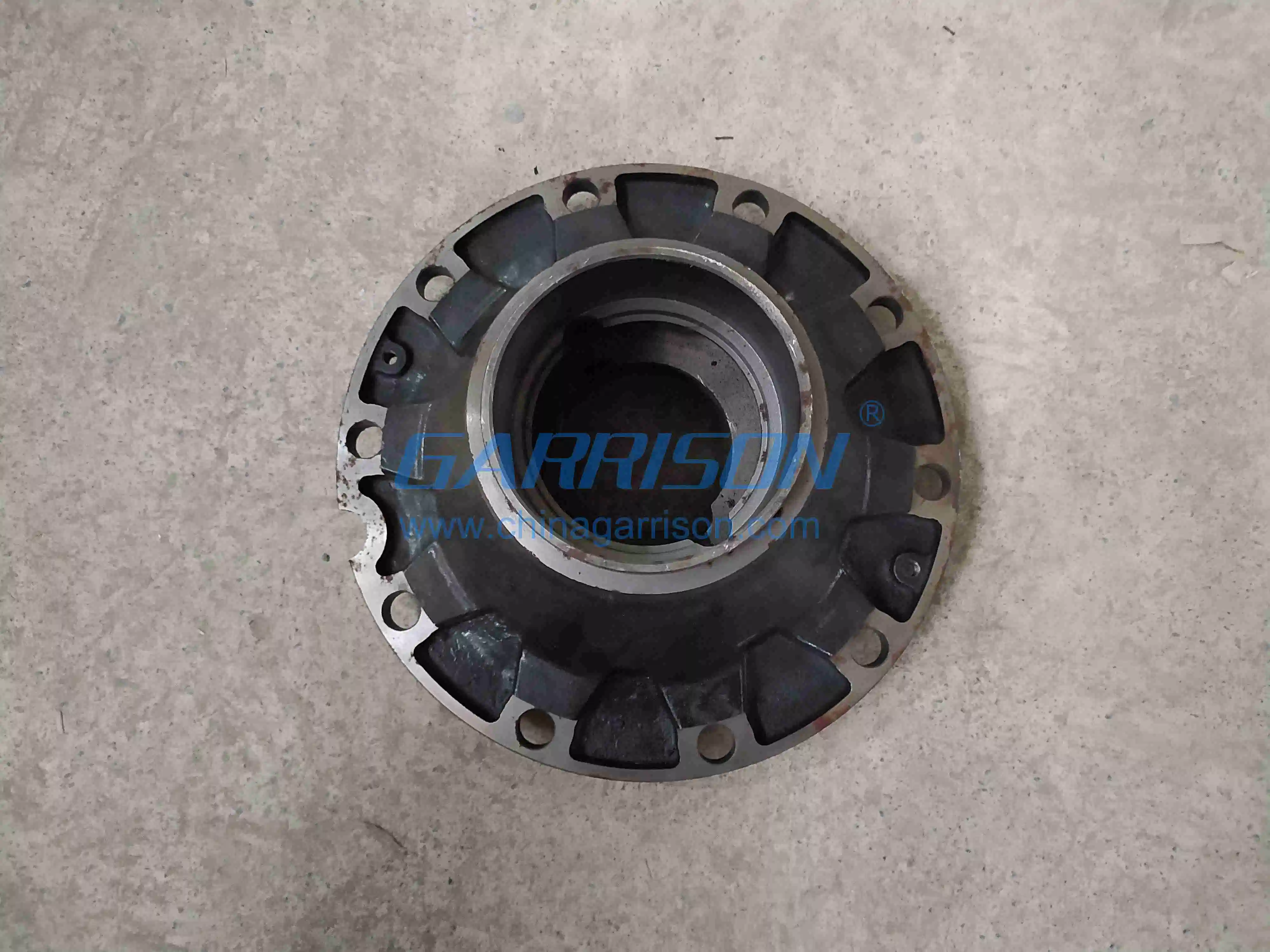 81.44301.0146 Wheel Hub All Kinds of Truck Spare Parts for Sinotruk