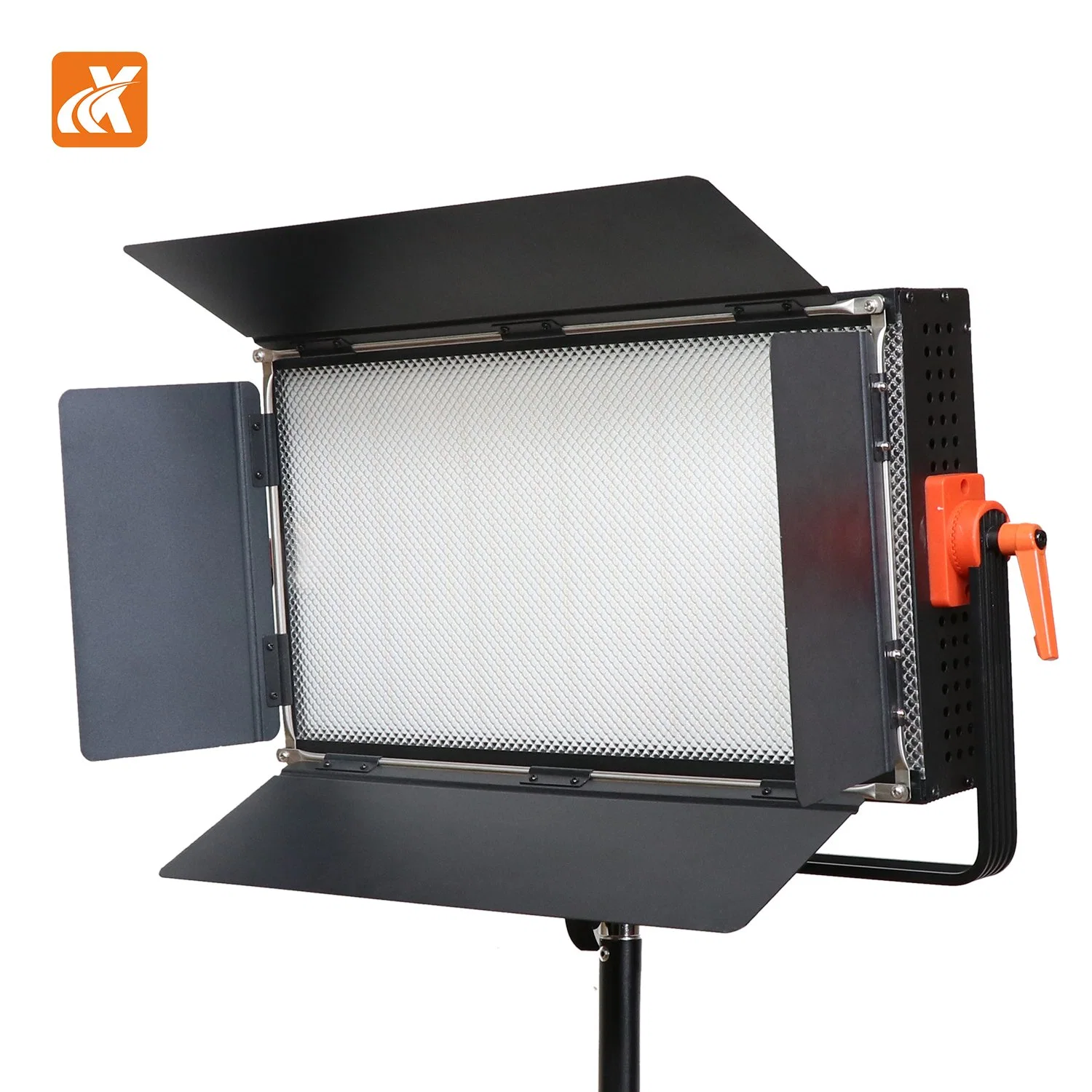 Modèle LED-100ys lampe de panneau LED 100 W puissance en alliage d'aluminium Console d'éclairage DMX512 pour visage doux