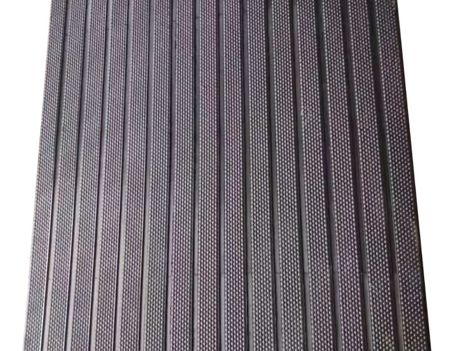 10mm to 30mm Durable Cow Mattress Rubber Mat for Horse Stable Stall Rubber Mat