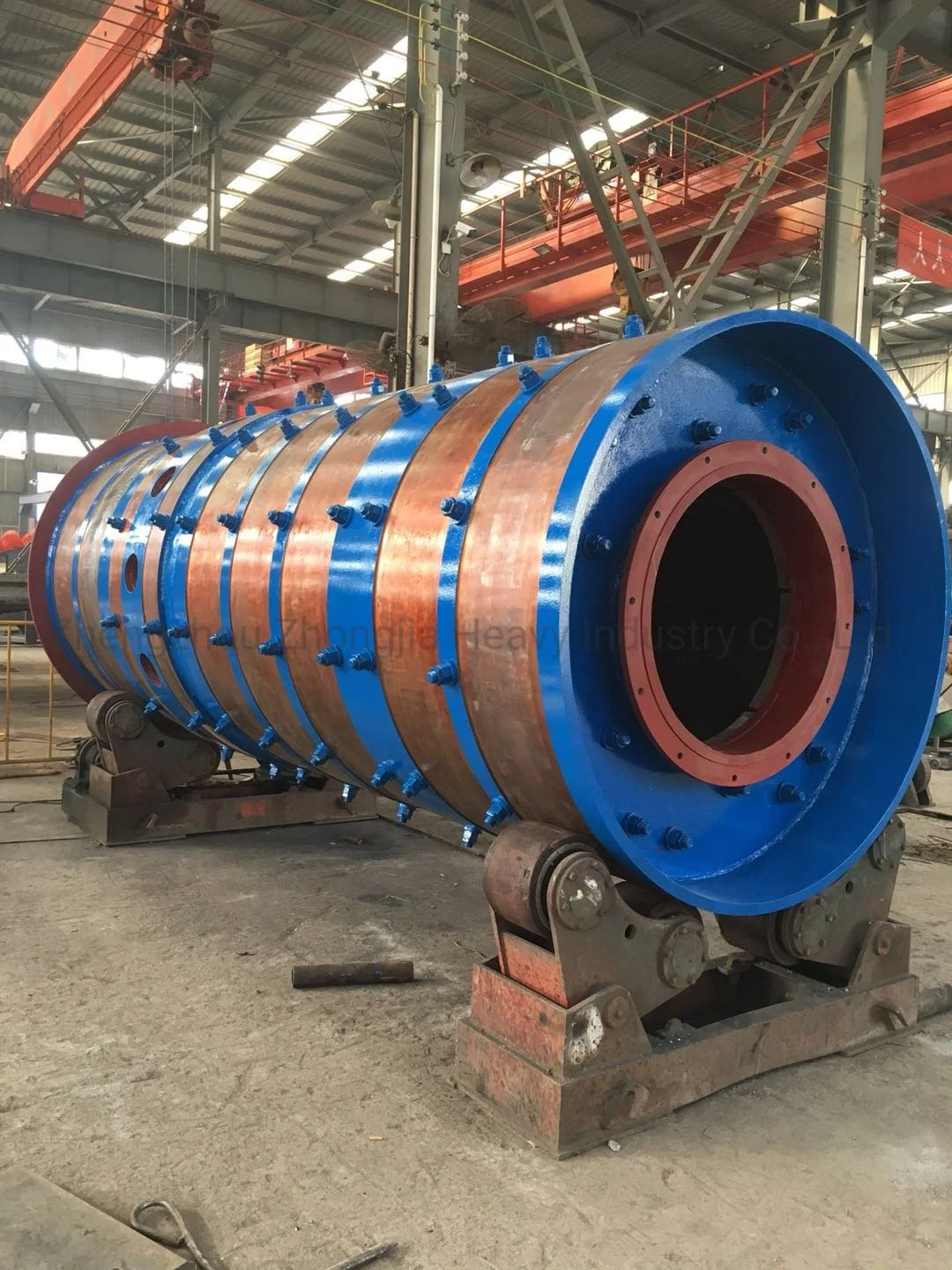 China Mining Rubber Tire Driven Ball Mill Manufacturer