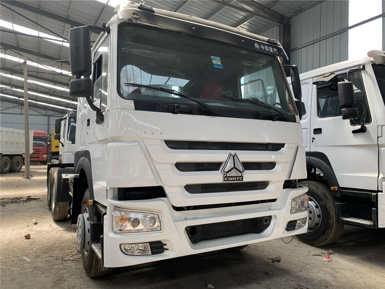 China Herstellung gebrauchte Traktor LKW Pricce HOWO 6X4 375HP LKW Head Cargo Gebrauchtwagen