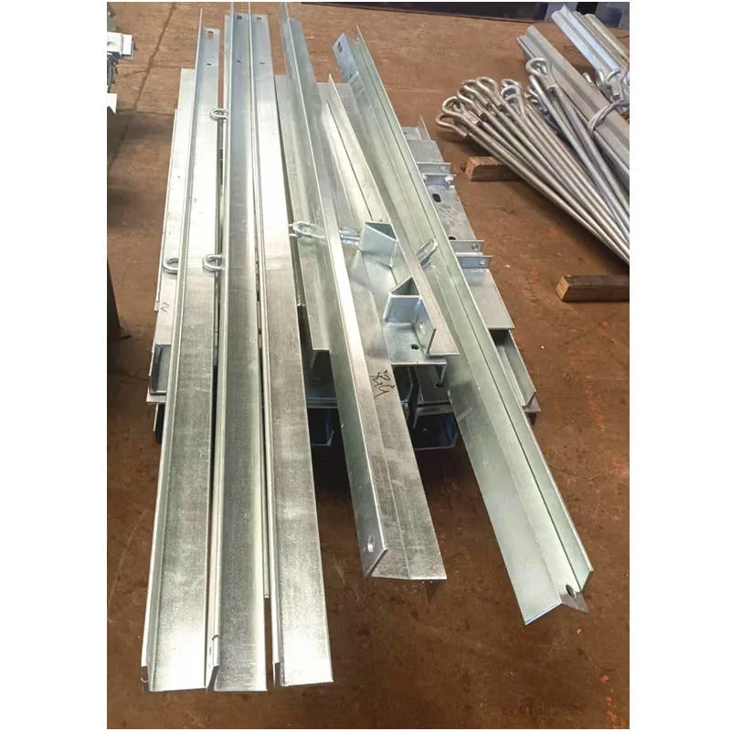 Hot Sale Structural Galvanized Carbon Slotted Steel Angle with ISO