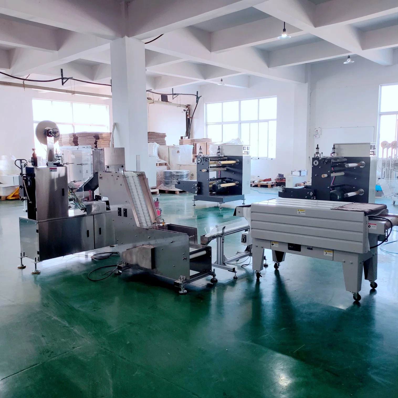 Suministro de fábrica de papel de paja máquina de fabricación de bebidas línea con Estándar CE