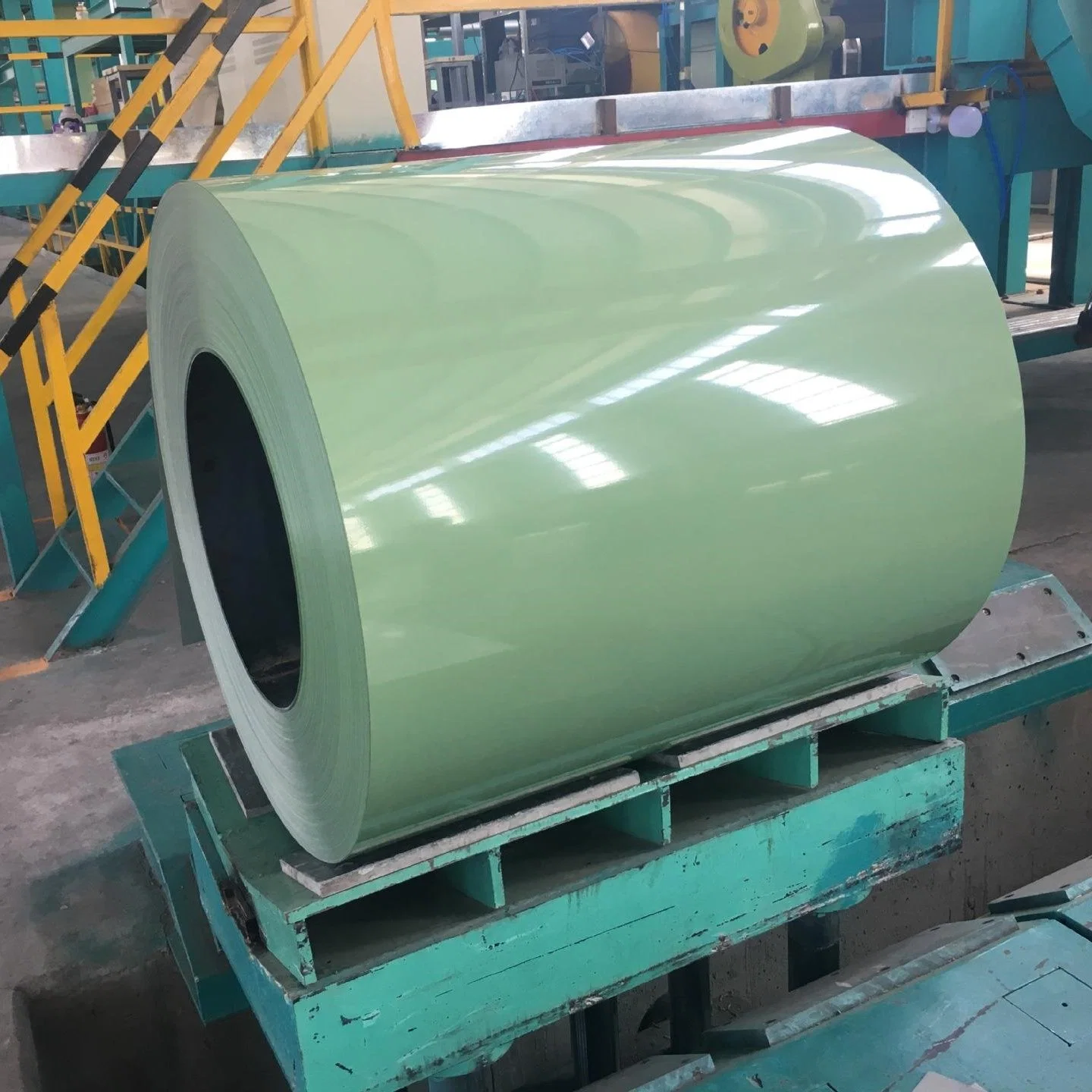 Factory Manufacture Color Coated Rolls Prepainted PPGI Galvanized Steel Coil for Roofing Sheet