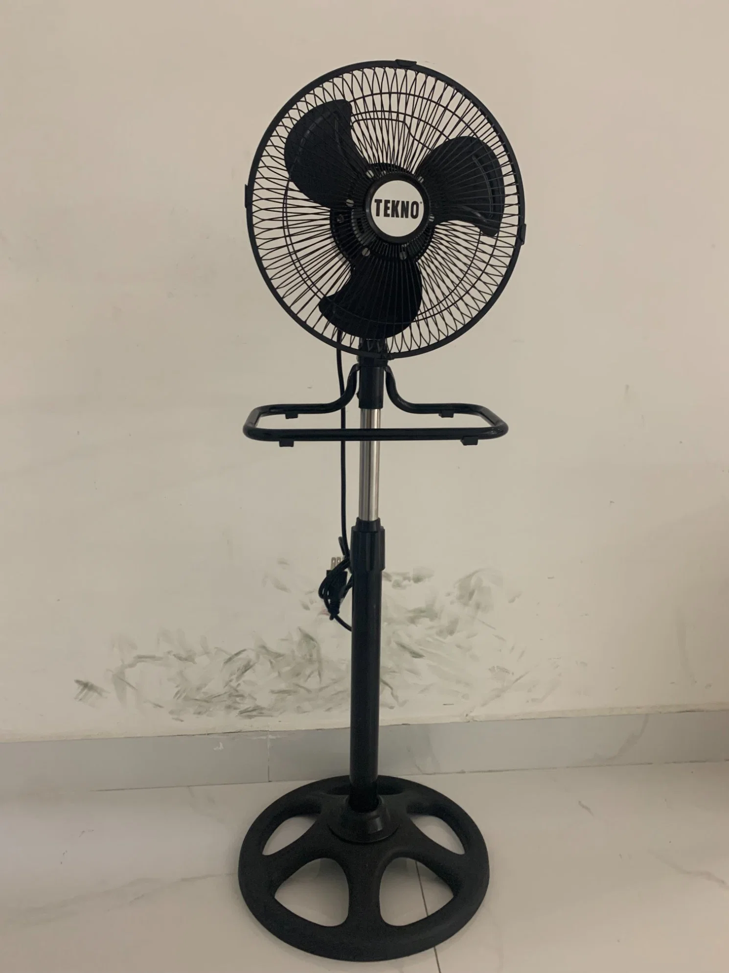 New Simple design 10 Inch Room School Use Air Cooling Electric Stand Fan Sale to South Africa