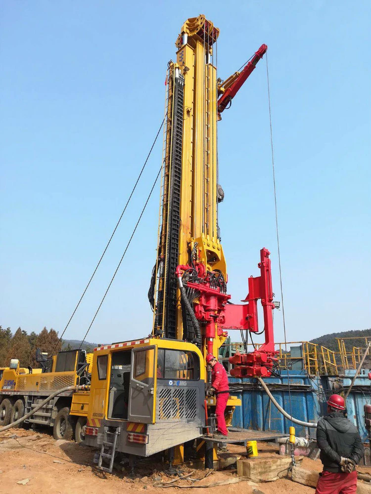 XCMG Official Mine Drill Rig Machine Xsc20/1000 2000m Truck Mounted Deep Water Well Borehole Drilling Rig for Mining