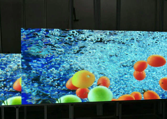 Favorable Price Full Color P1.875 Indoor LED Display Panel for Control Command Cebter