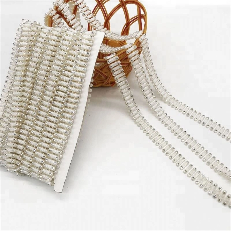 Hot Selling Popular Handmade Strip Shaped Fashion Round Rhinestone Chain