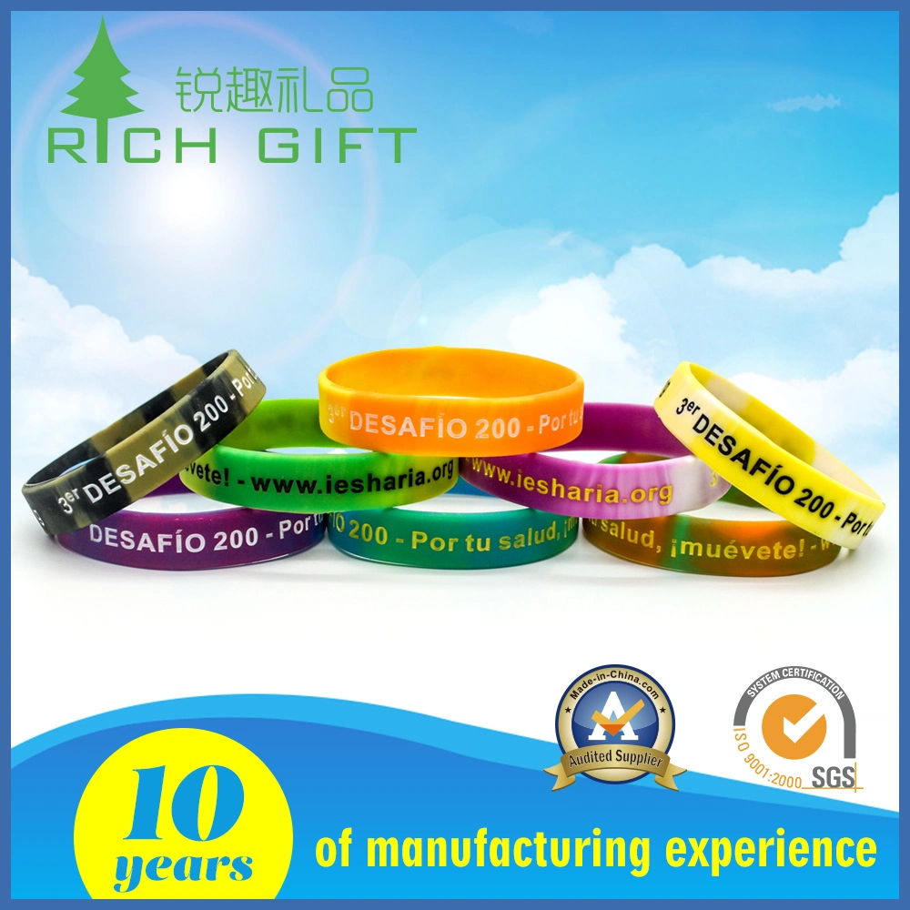 China Diseño personalizado de su propio código QR Spray-Paint Qatar cristiano de doble capa de la energía motivacional de Barbados Sport Pulsera de caucho divertidas pulsera de silicona