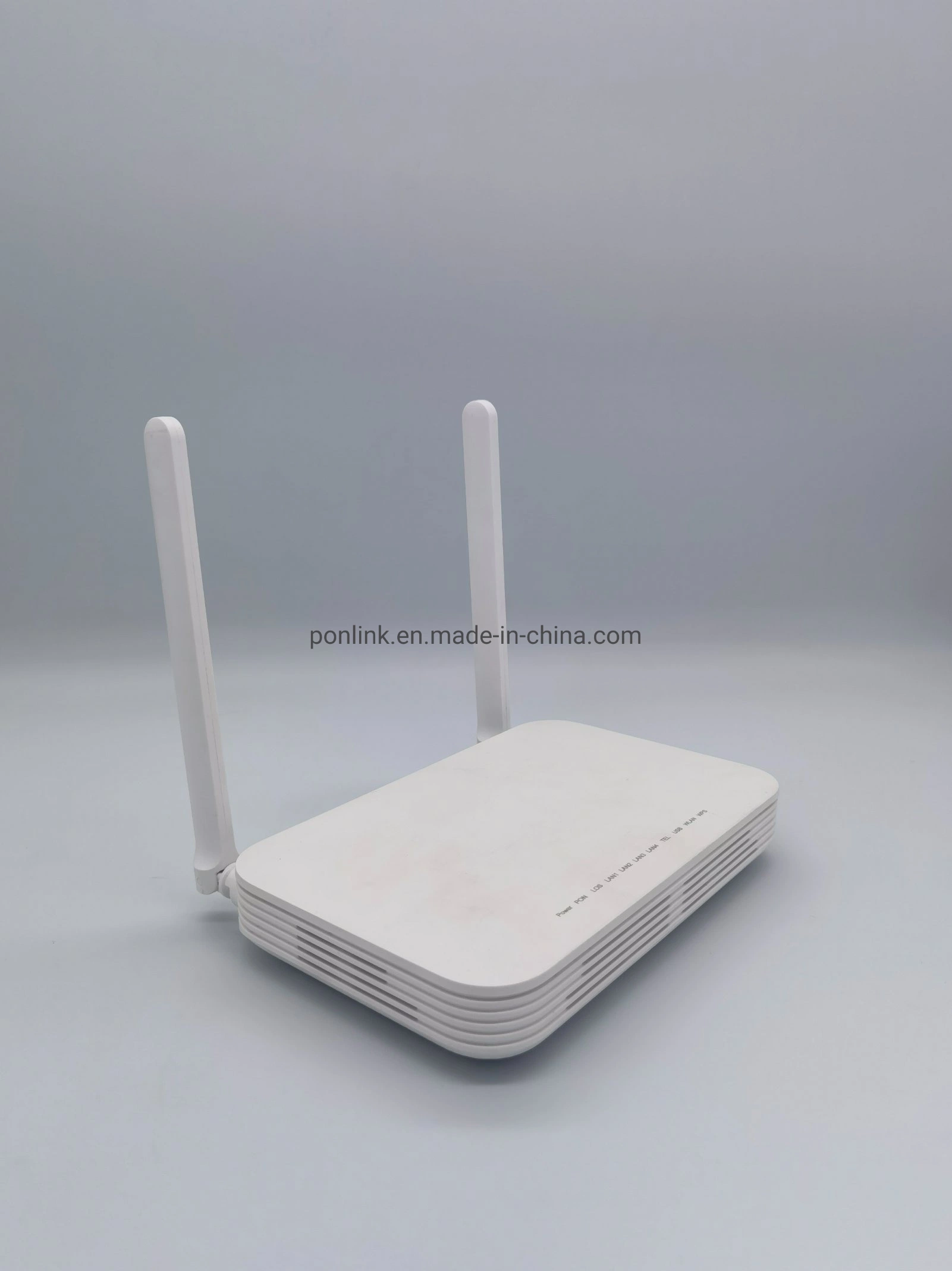 Par exemple8145X6 6 Gpon WiFi/Epon Terminal avec 4*Ge+2*USB+1tel+2.4G/5g 11AX, 5dBi WiFi