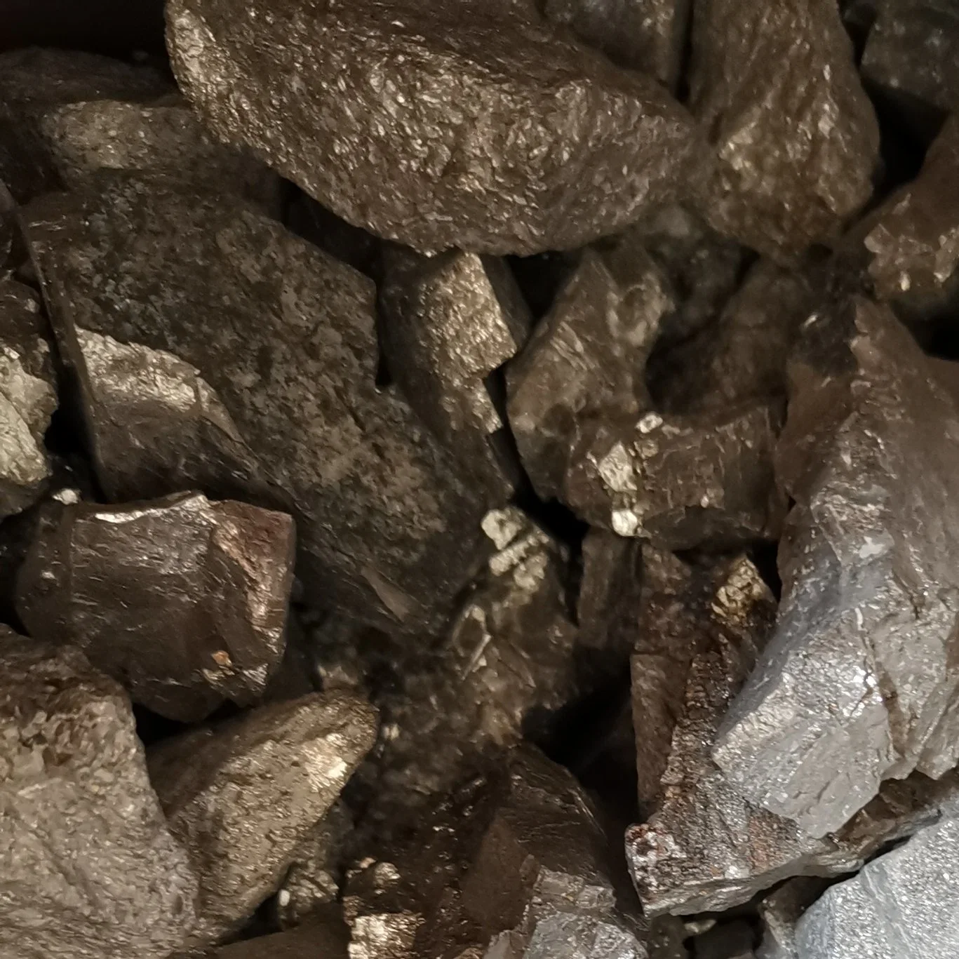 Ferro Vanadium High quality/High cost performance Iron Vanadium