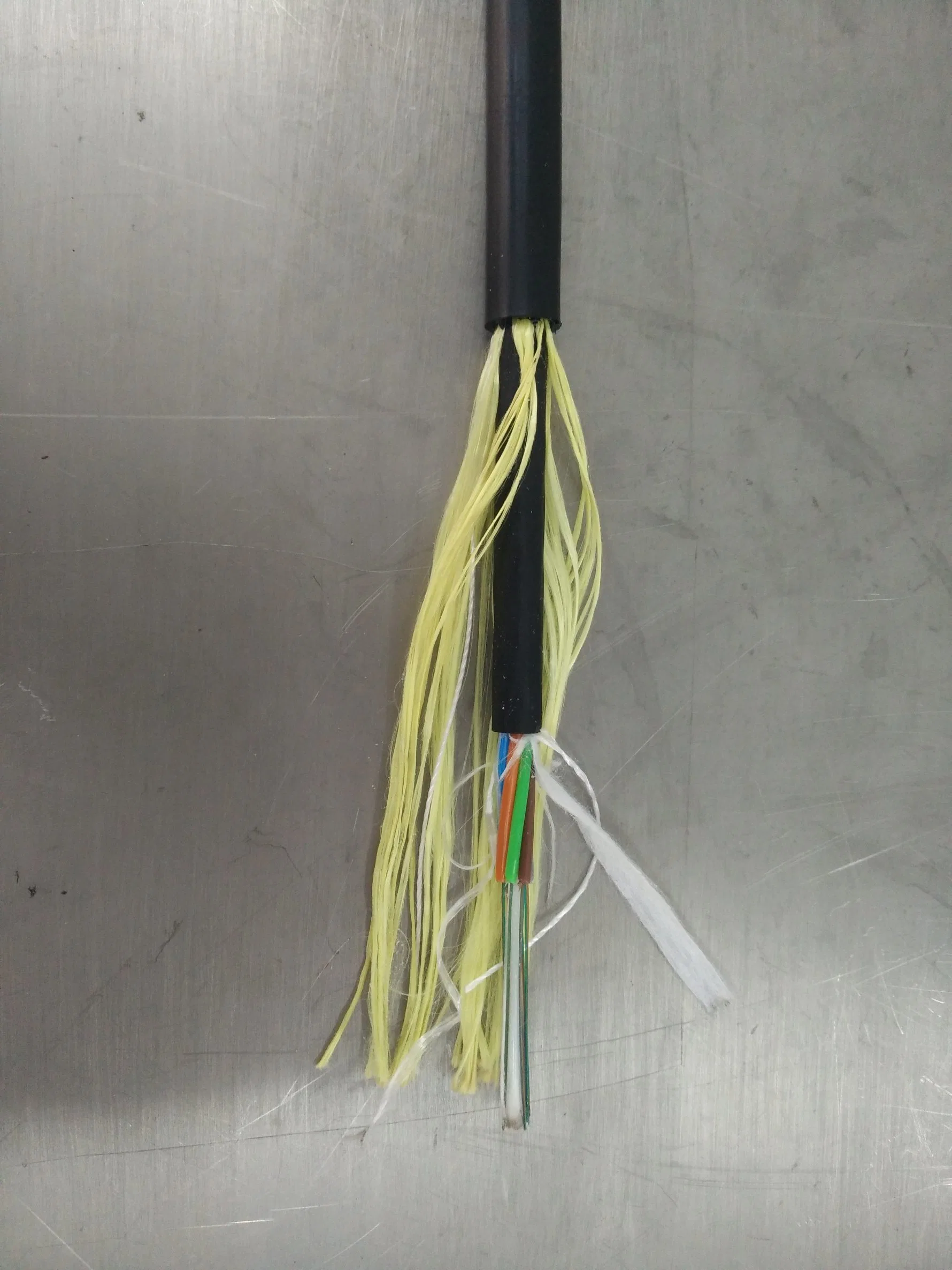 Factory Venta caliente ADSS Auto Apoyo Cable de fibra óptica de plástico reforzado con fibra por metro