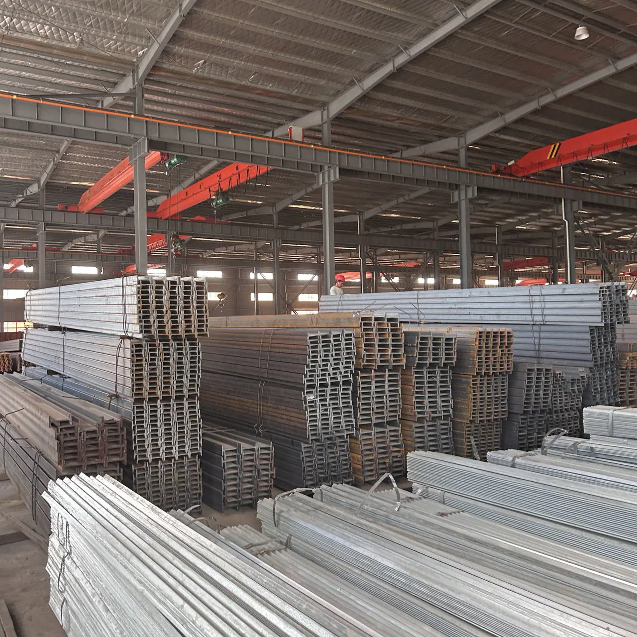 High Quality Q235 ASTM A36 Carbon Steel H-Beam H Shape Steel Beam Steel Roof Support Beams