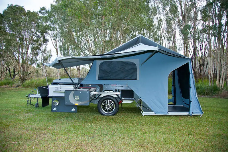 off Road Hard Floor Camper Trailer, Rear Folding Luxury Travel Trailer