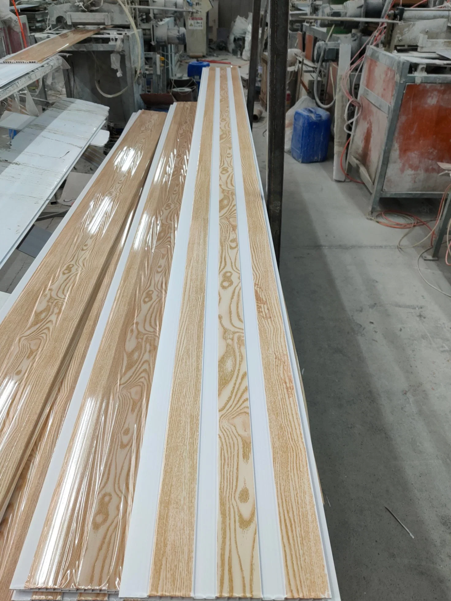 China Wholesale PVC Strip Ceiling Panel Hot Stamping Wood Design