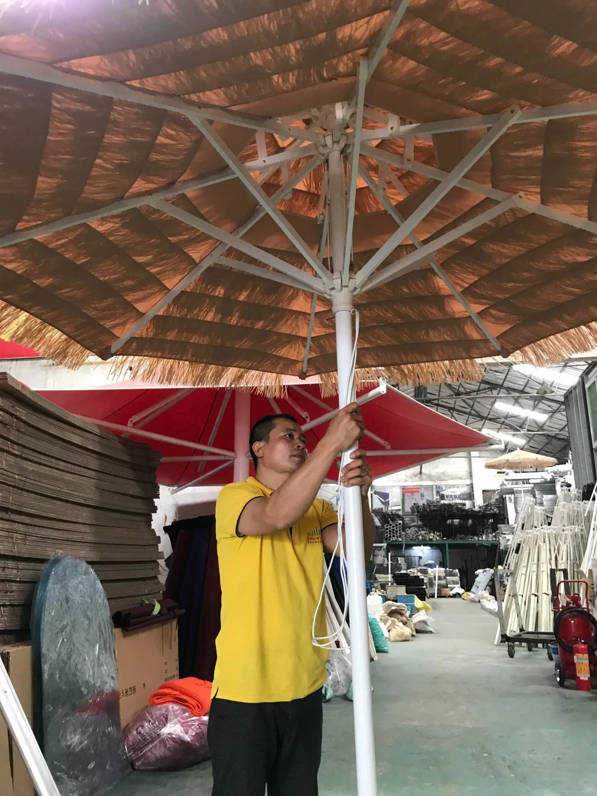 Loisirs Rainproof Style parasol et parapluie de chaume de paille pour le mobilier extérieur