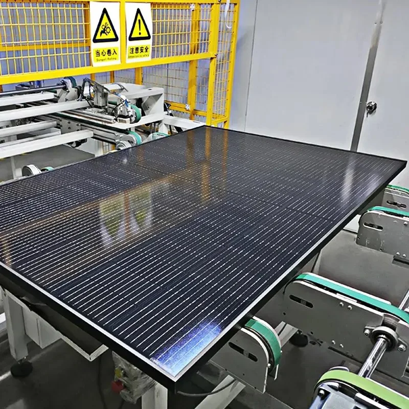 Todos los negros de primera clase 415W 400W 410W 420W de alta eficiencia de la mitad Mono cortar estable Módulo PV de generación de paneles de energía solar