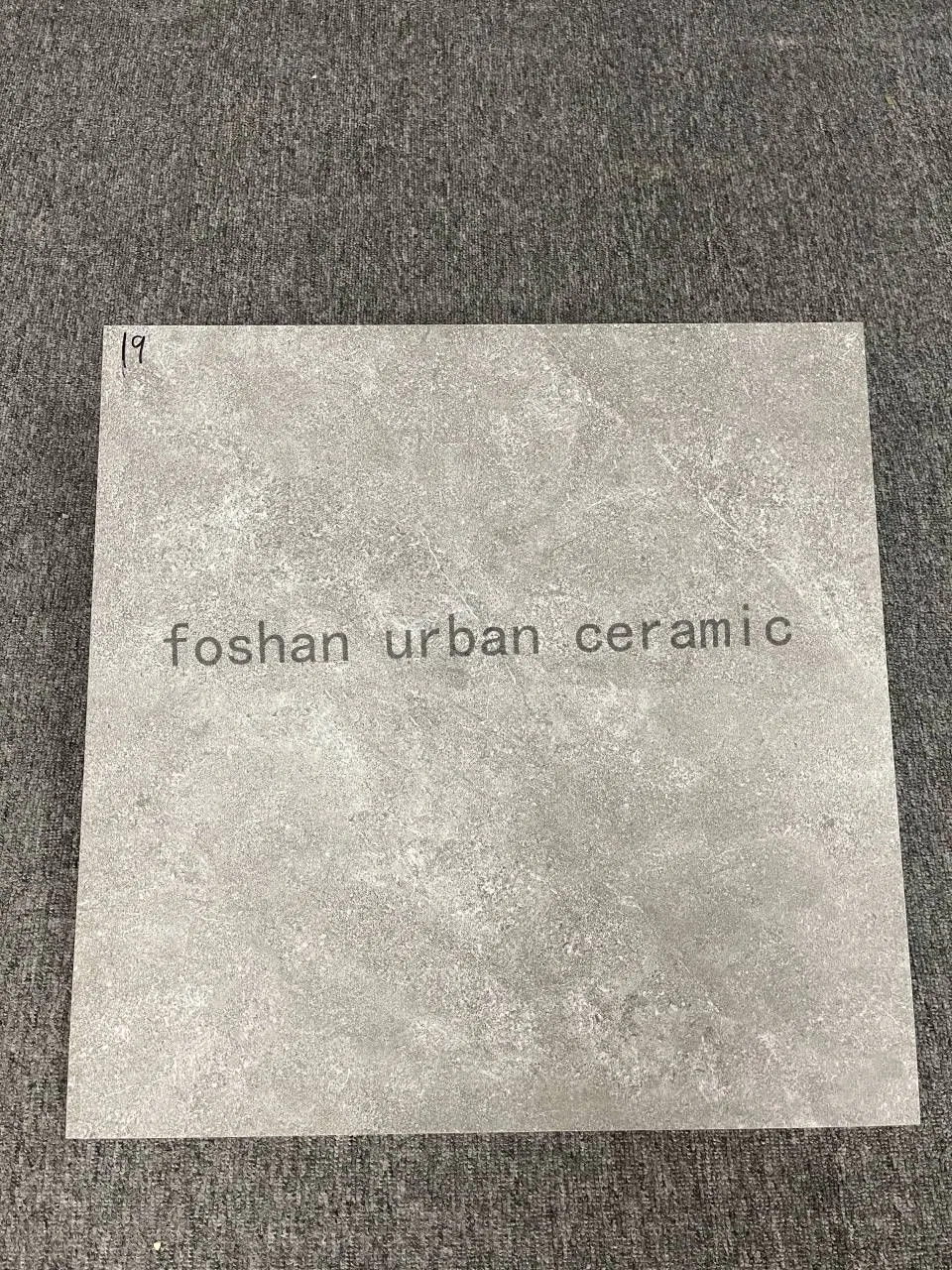 Foshan decoración caliente 600x600mm Porcelana mate Piso de cerámica antigüedad rústica Mosaico