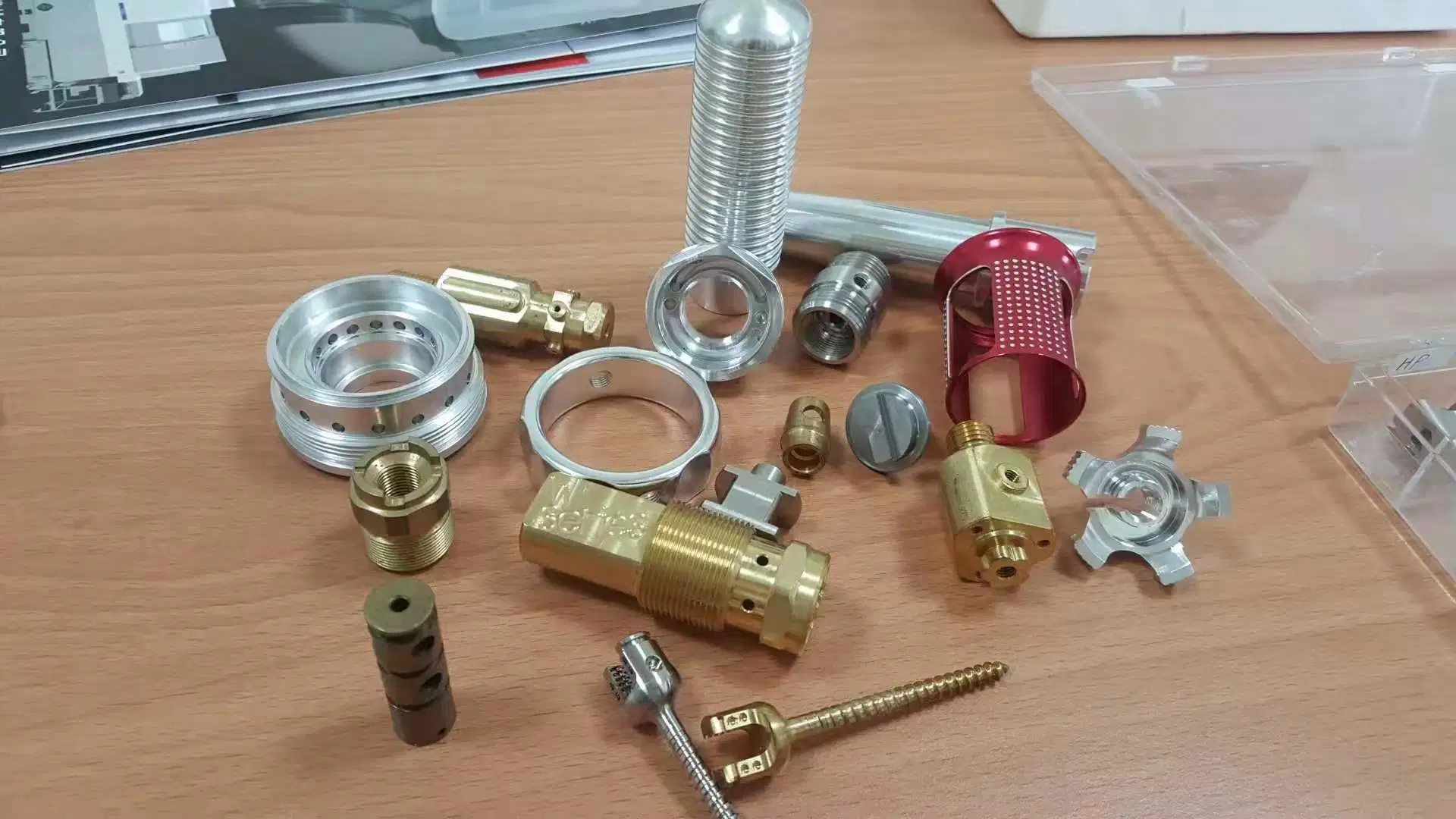 OEM Aluminum/Brass/Copper/Stainless Steel/Iron/Titanium Alloy/Plastic CNC Machining (Turning, Milling, Drilling, Tapping, Grinding) Sports Equipment Accessories