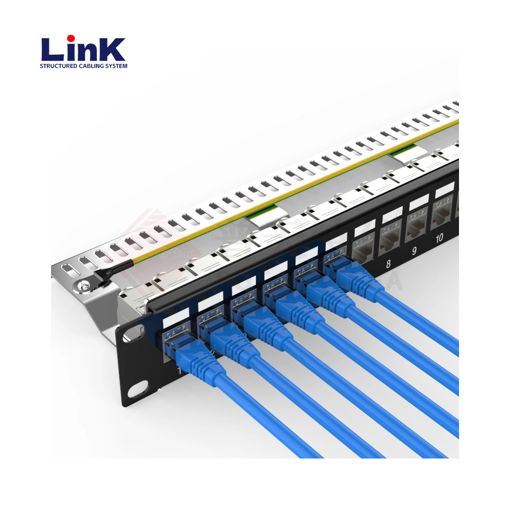 El montaje en rack en Carril DIN Cat5e Patch Panel para redes Ethernet industriales