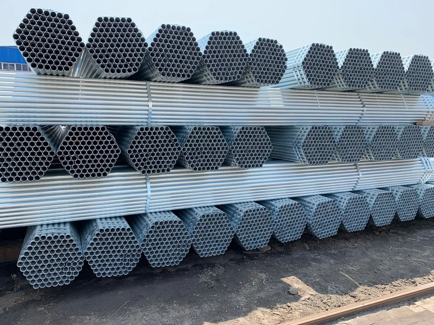 Galvanized Steel Tubes ASTM Oil Transportation Steel Pipe Carbon Steel Seamless Carbon Steel Pipe with A106 A53 A161 A179 A192 A500 A501