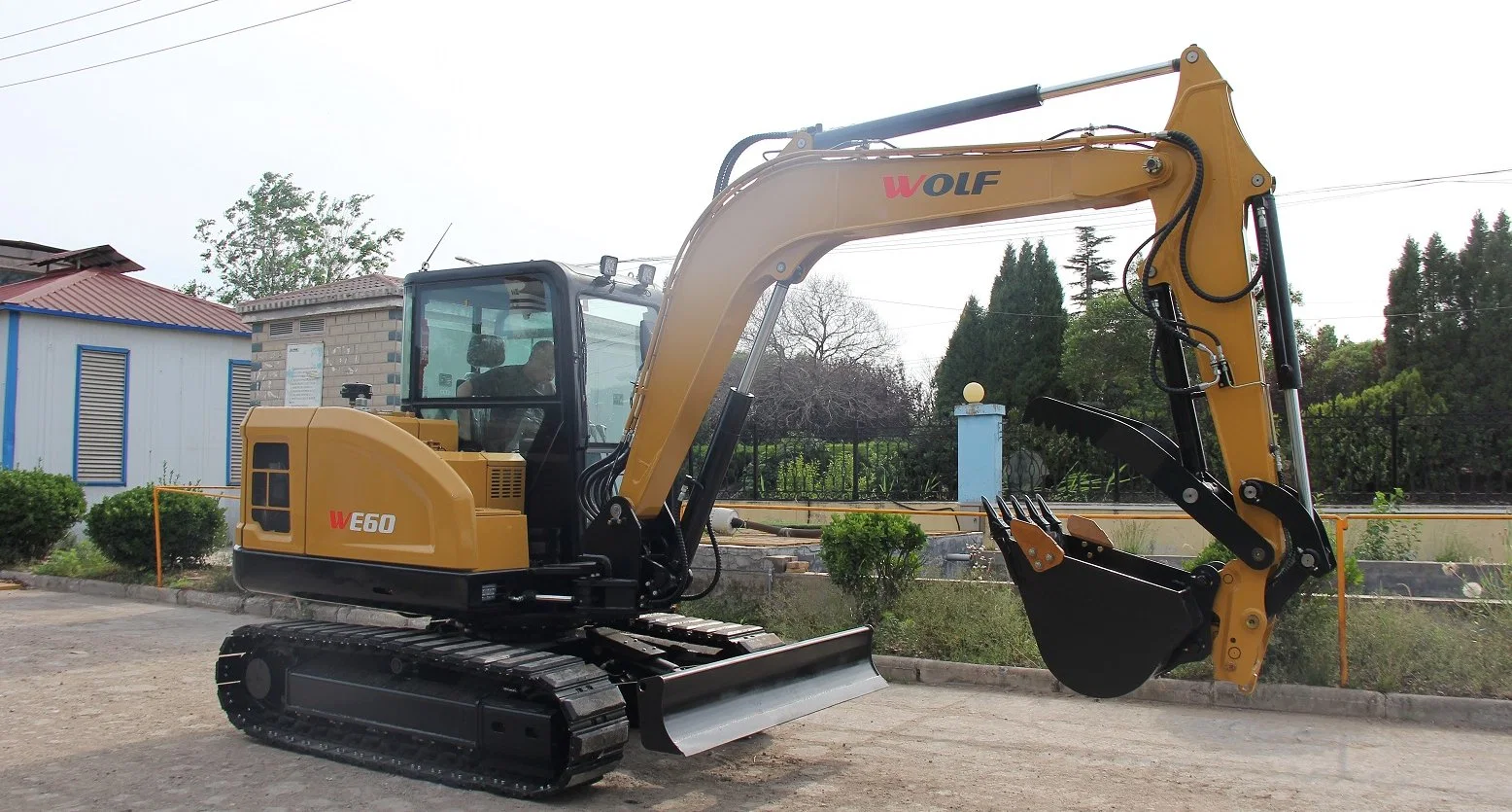 Wolf Heavy Equipment Digger 6 Ton Excavator for Construction