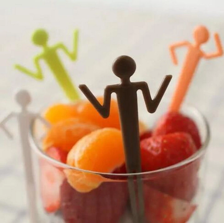 Multifunctional Colorful Plastic Tea Bags Hanging Human Shape Fruit Fork