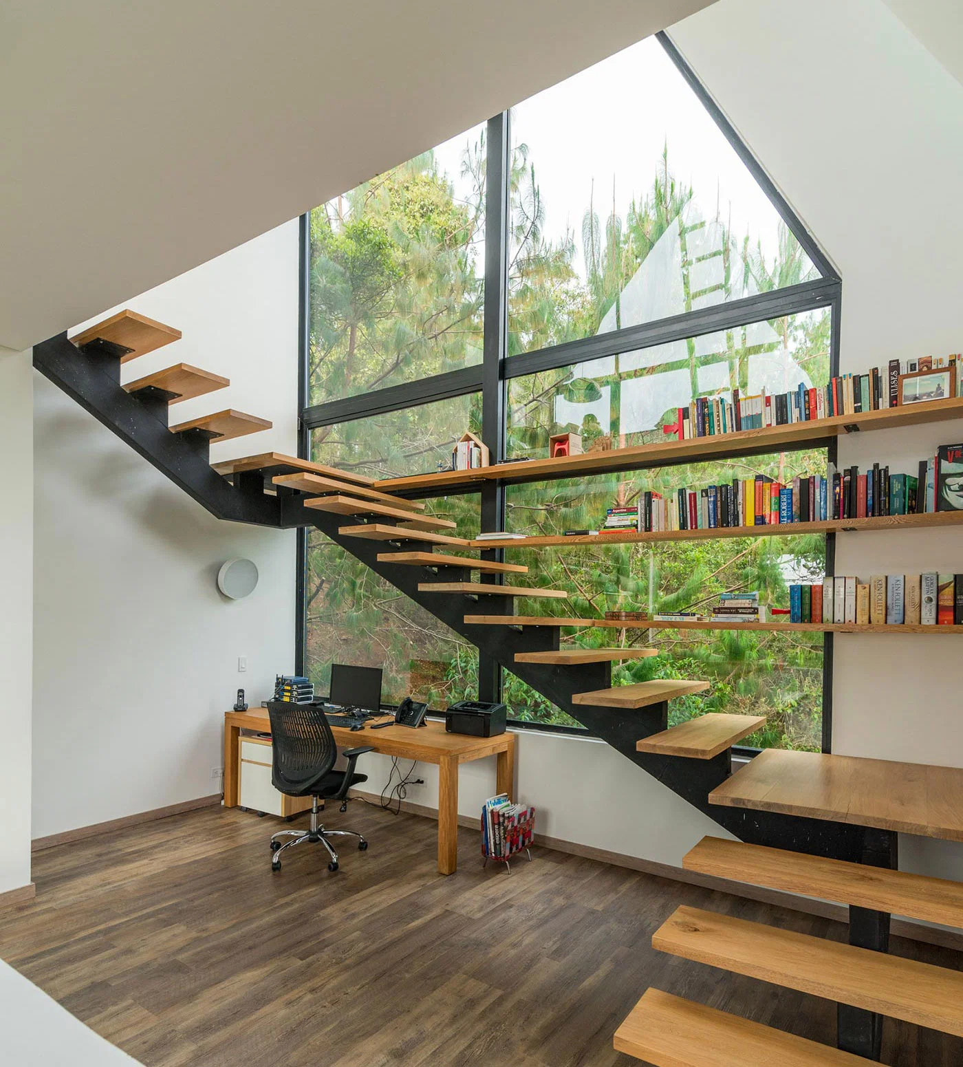 Prima Steel Wood Prefabricated Straight Staircase