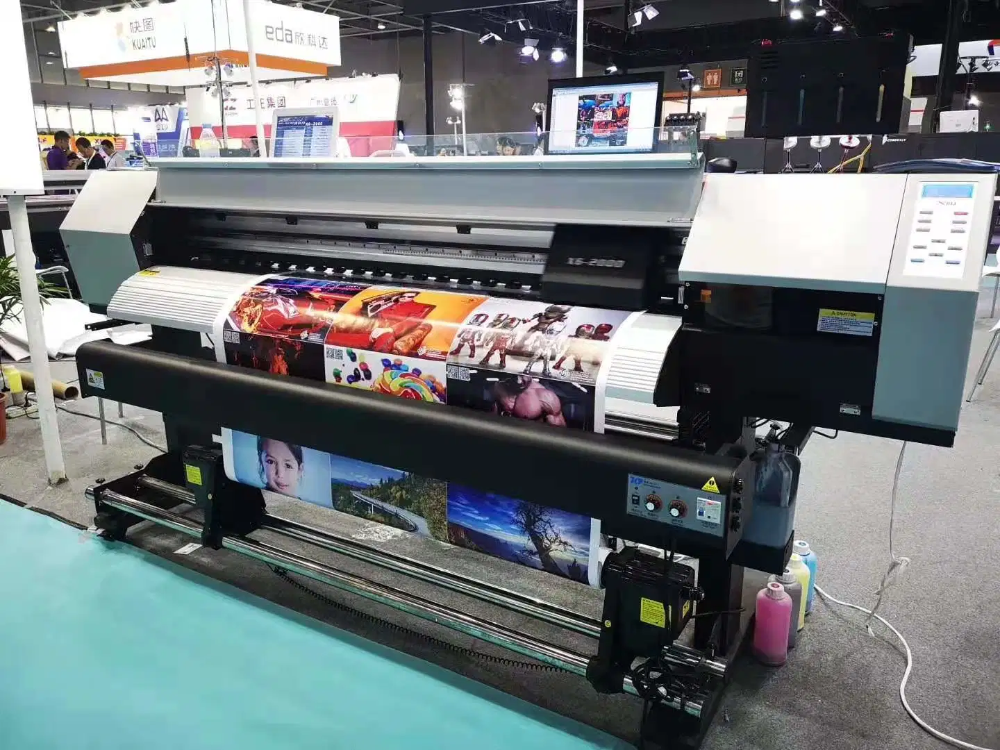 Impresora de inyección de tinta de la cabeza de 1,8 m i3200 Máquina de impresión Plotter Digital