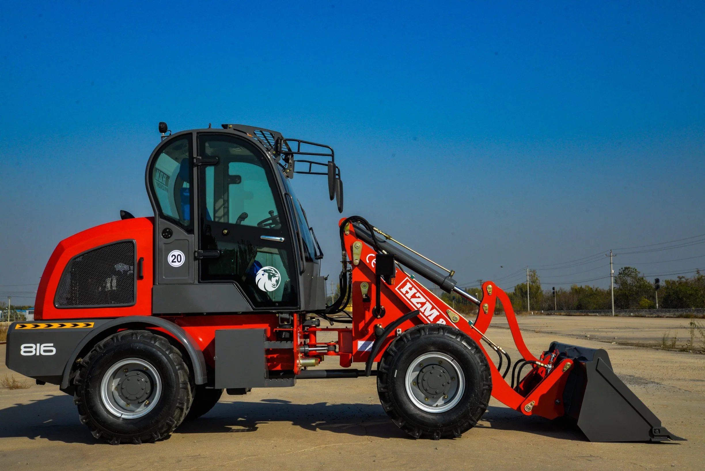 China Supplier Hzm Compact/Articulated/Multifunctional with CE/Euro 5 Engine Bucket/Fork/Attachments/Cab/Rops/Roll Bar 816 Mini Loader for Sales/Garden