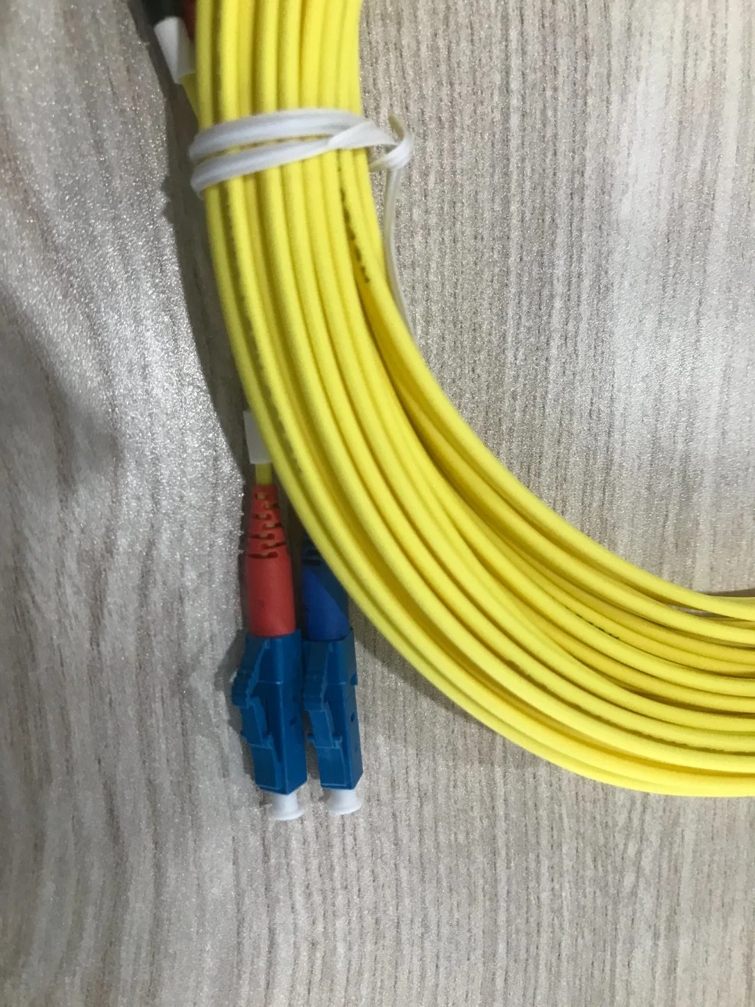 FTTH Jumper Optical Patchcord Duplex LC to FC Fiber Optic Patchcord