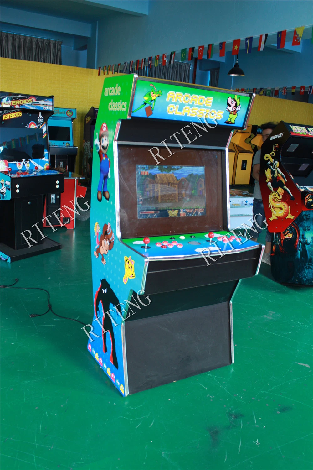 Old Video Game Arcade Joystick Arcade Game Machine with Space Invader Game