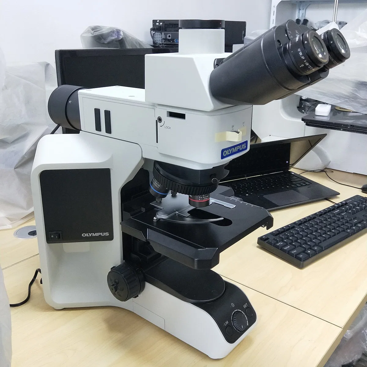 Bx53 Trinocular Biological Lab Microscope for Clinical Applications