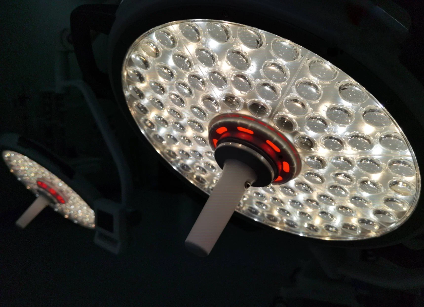 Shadowless Ot LED ceiling Surgical Light Operating Room Surgery Lamps