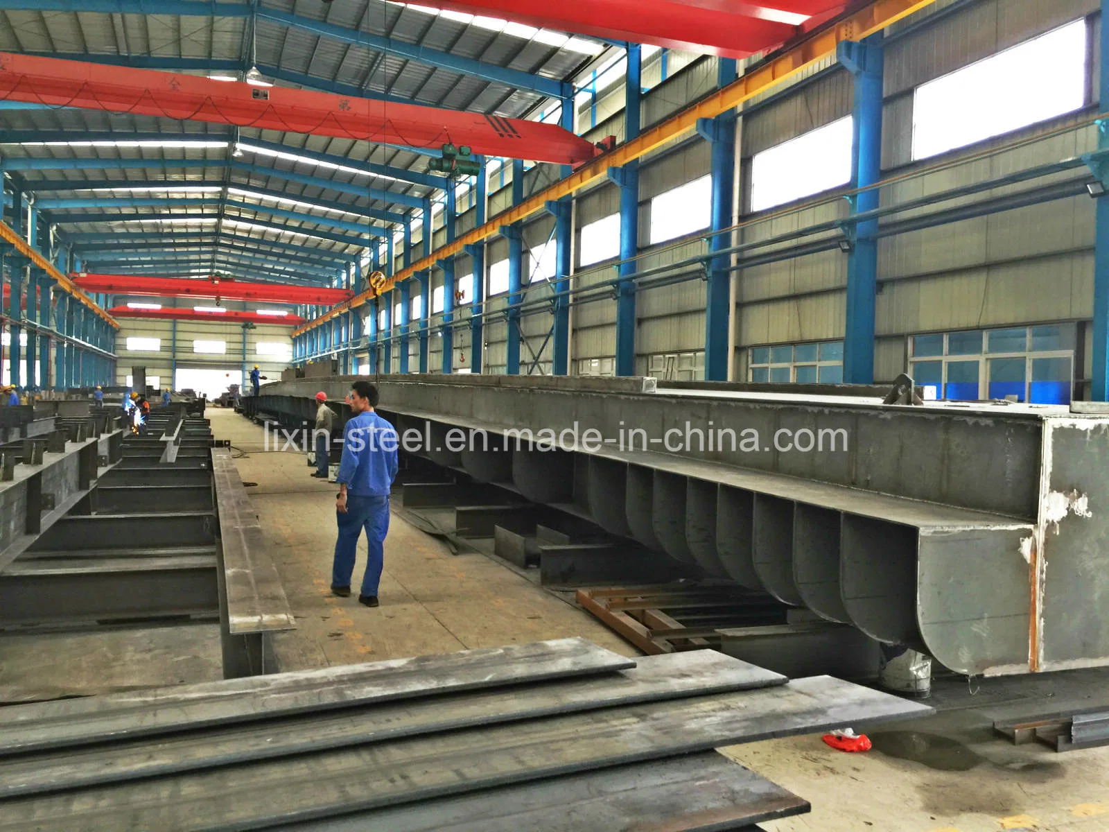 Prefabricated Steel Structure Professional Foot Bridge with Steel Deck Flooring