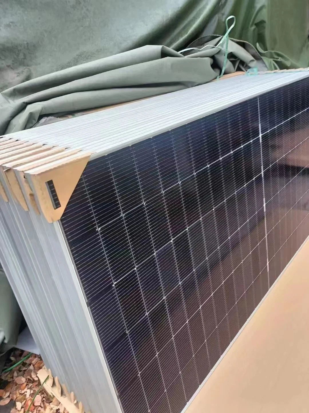 Risen Solarmodul Leistungsbereich 590-615wp Flexible Solarmodule Solarenergieprodukte