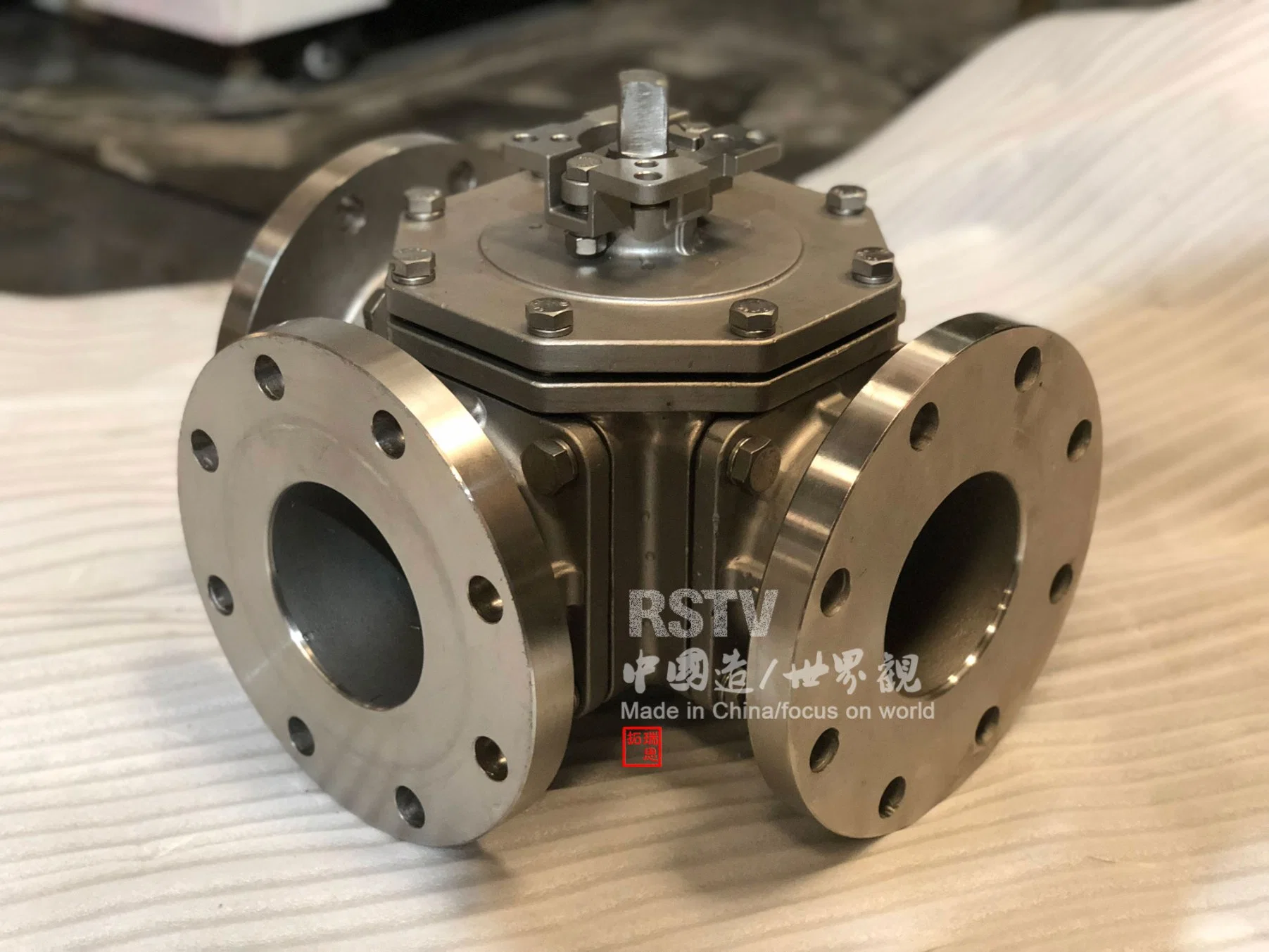 Stainless Steel Flanged End 3 Three Way Ball Valve Cast Steel CE/ISO Square Flange Pnematic/Electrical Operated L-Type, T-Type CF8m CF8 SS304 SS316 ISO5211